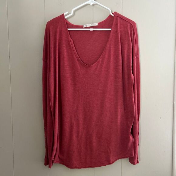We The Free by Free People Red Long Sleeve Tee | Scoop Neck Soft Knit Top | Size - Picture 2 of 8
